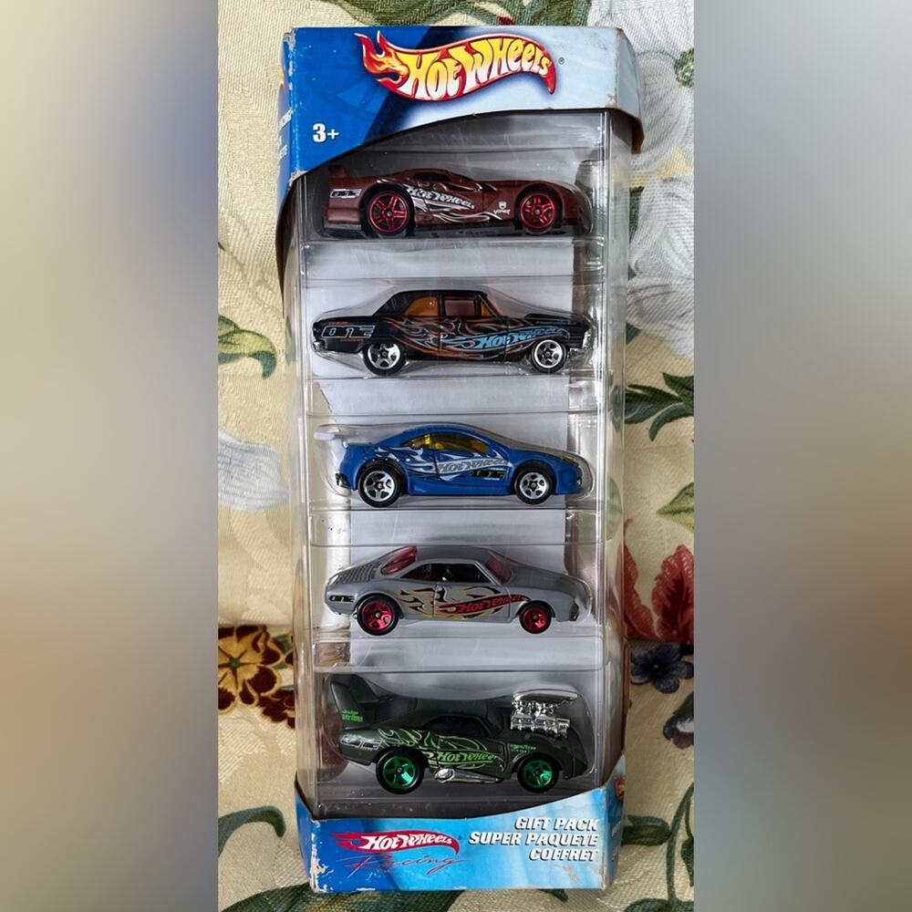 NIB! Hot Wheels 5 Car Metal Collection 2002 Gift Pack